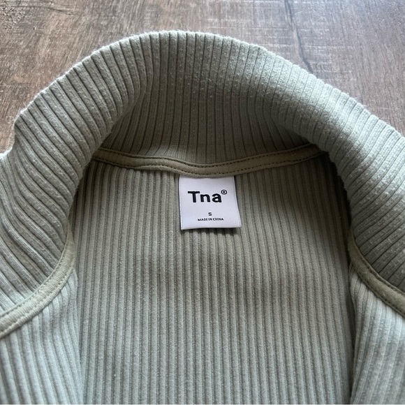 TNA Ribbed Zip-Up Cropped Jacket - Picture 3 of 7